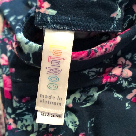 Lularoe Dark Green/Pink Floral TC Leggings NWOT - Picture 3 of 3